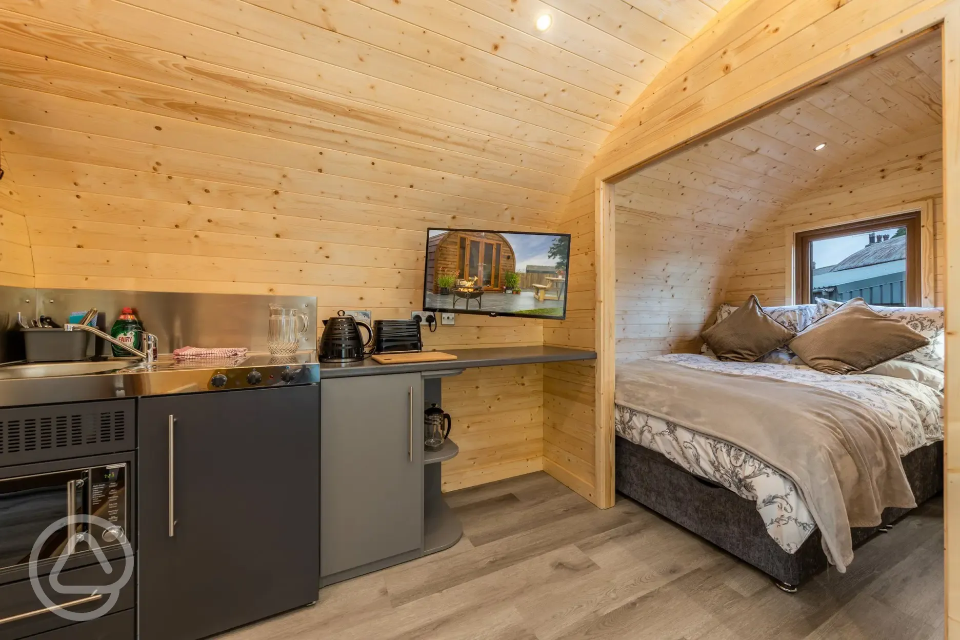 Carrock Sunset Glamping Pod internal