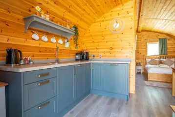 Ensuite glamping pods fully equipped kitchenette 