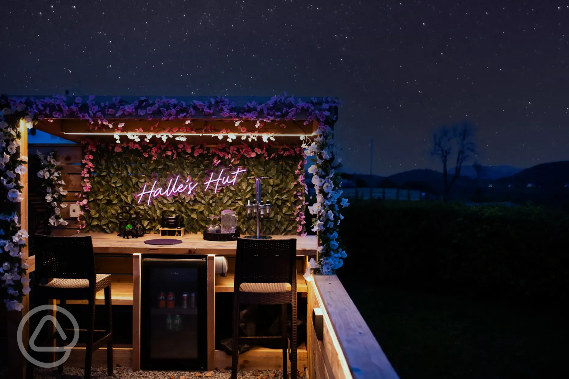 Glamping pod private bar