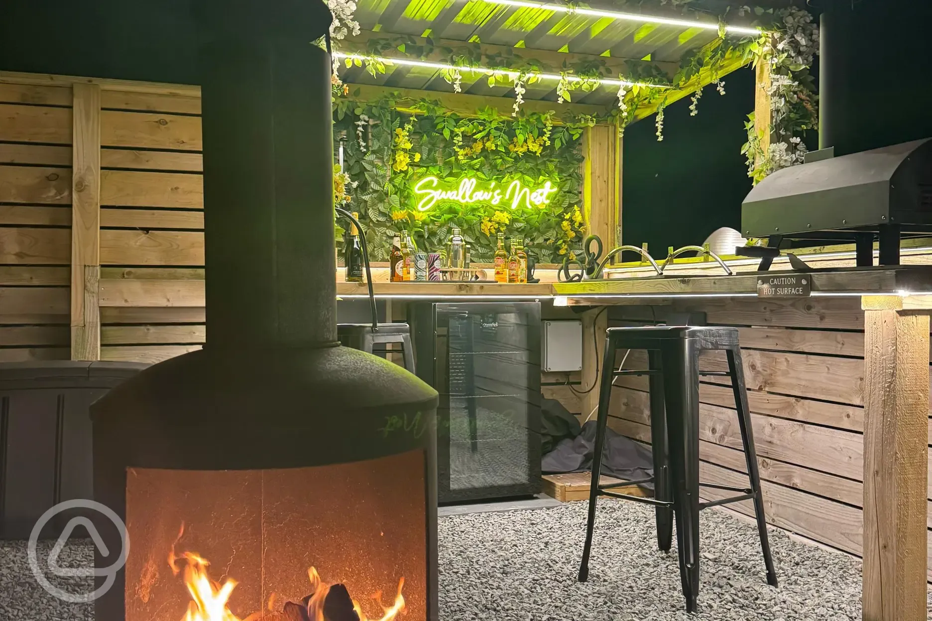 Glamping pod outside area