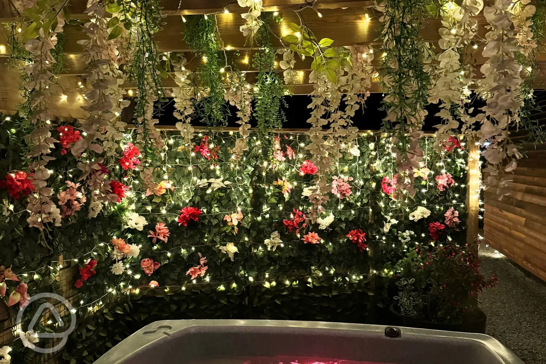 Glamping pod hot tub