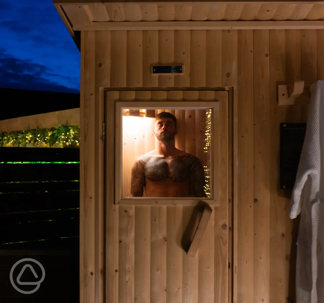 Bonnie's Retreat glamping pod sauna