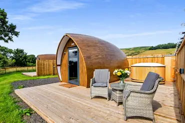 Glamping pods with hot tubs