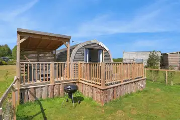 Overview of The Fox's Den at The Galloway Steading with an electric hot tub Overview of The Fox's Den at The Galloway Steading with an electric hot tub