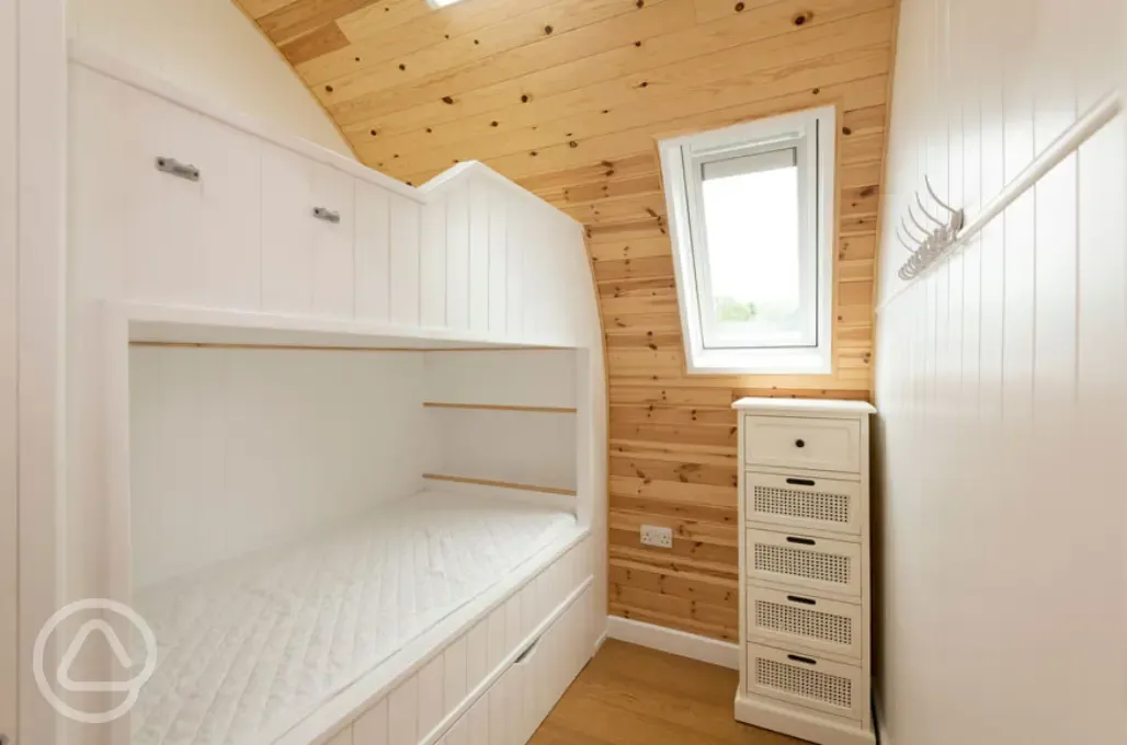 Glamping cabin bunk room - universally accessible