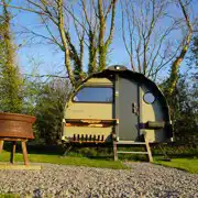 Wainwrights Den medium Landpod with a fire pit Wainwrights Den medium Landpod with a fire pit