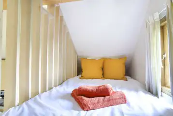 The Boat Shed mezzanine bed