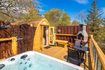 Mountview pod and private hot tub with a brick BBQ Mountview pod and private hot tub with a brick BBQ