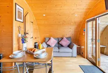 Black Mountain Pemberton Glamping Pod living area