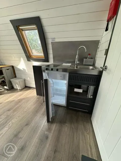 Ensuite glamping pod kitchenette