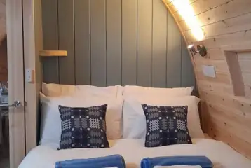 Ensuite glamping pod bed Ensuite glamping pod bed