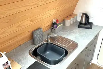Glamping pod kitchen with fridge, air fryer, microwave, kettle and toaster Glamping pod kitchen with fridge, air fryer, microwave, kettle and toaster