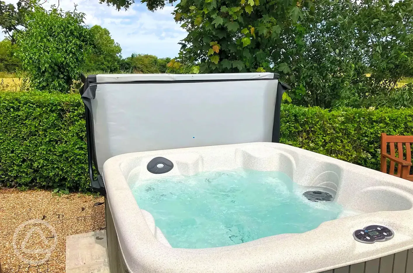 Seadreams glamping pod private hot tub