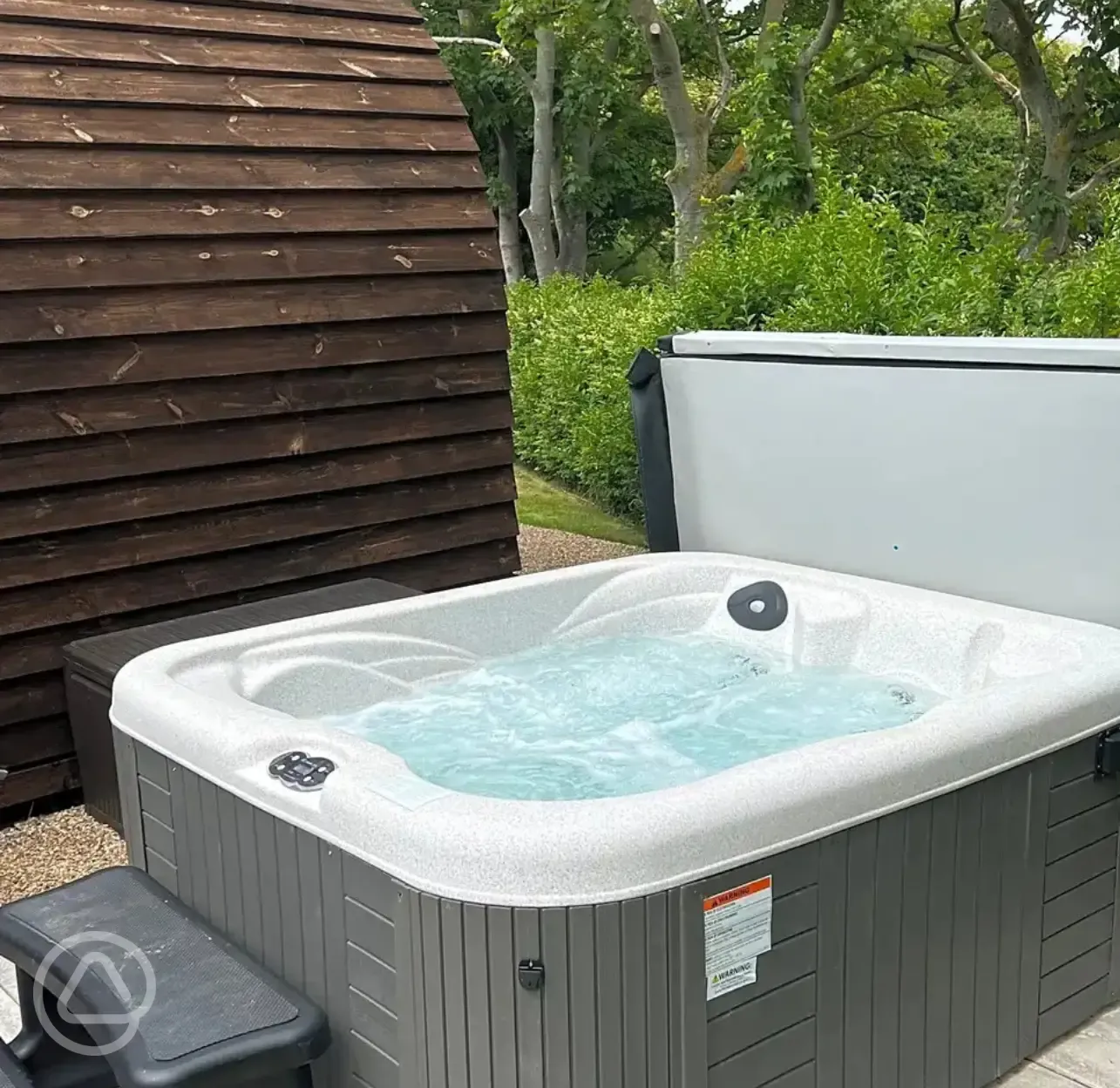 Seadreams glamping pod private hot tub
