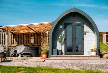 Holly Bush Hill ensuite glamping pod