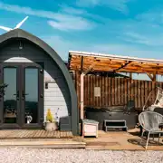 Buckhaw Brow glamping pod