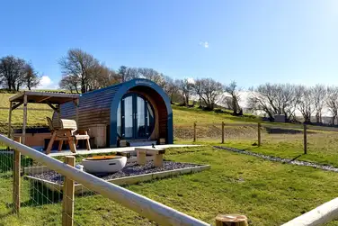 Four Paws Glamping, Aberystwyth, Ceredigion Four Paws Glamping, Aberystwyth, Ceredigion