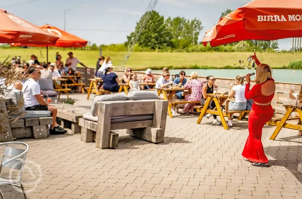 Live music at restaurant onsite