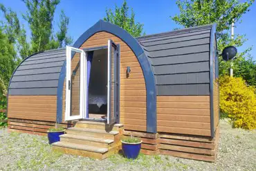 Ensuite glamping pod