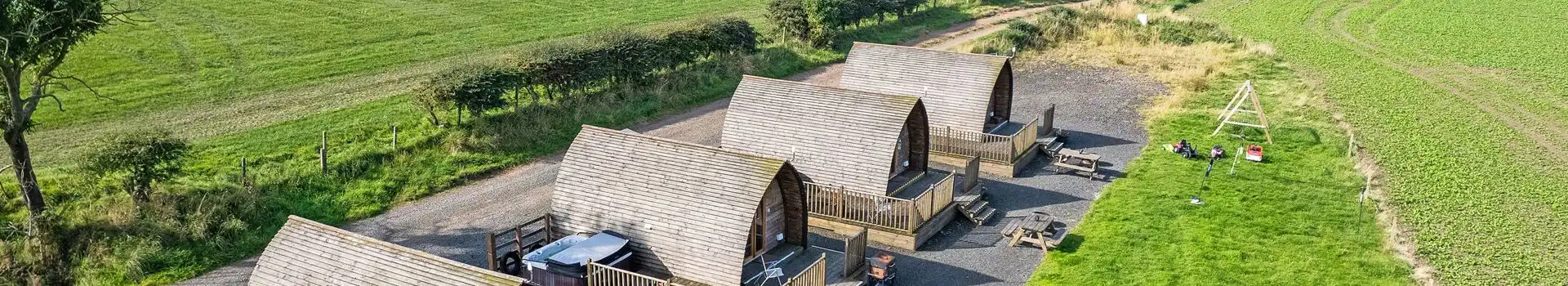 Camping and glamping pods in Edinburgh and the Lothians