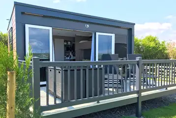 Ensuite family studio pod cabin Ensuite family studio pod cabin