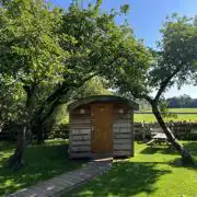 Comfort collection pod