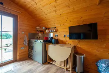 Woodland star pod kitchen