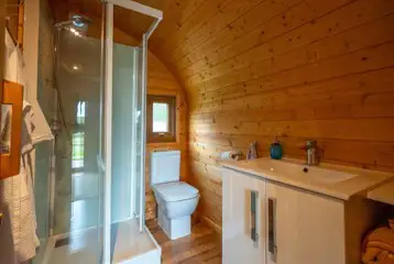 Woodland star pod ensuite