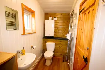 Glamping cabin ensuite