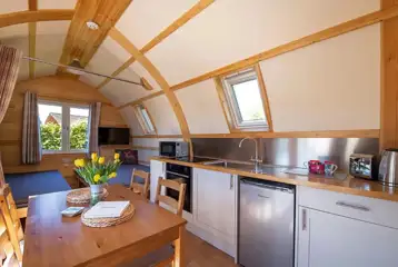 Premier ensuite Wigwam pod interior