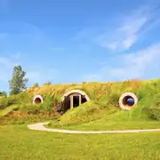 Pheasant's Roost glamping pod