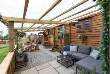 Willow glamping lodge Willow glamping lodge