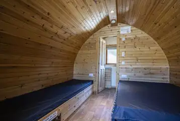 Large Ensuite Hiker Pod interior