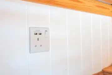 Plug sockets