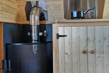 Tudwal pod kitchen wood burner Tudwal pod kitchen wood burner